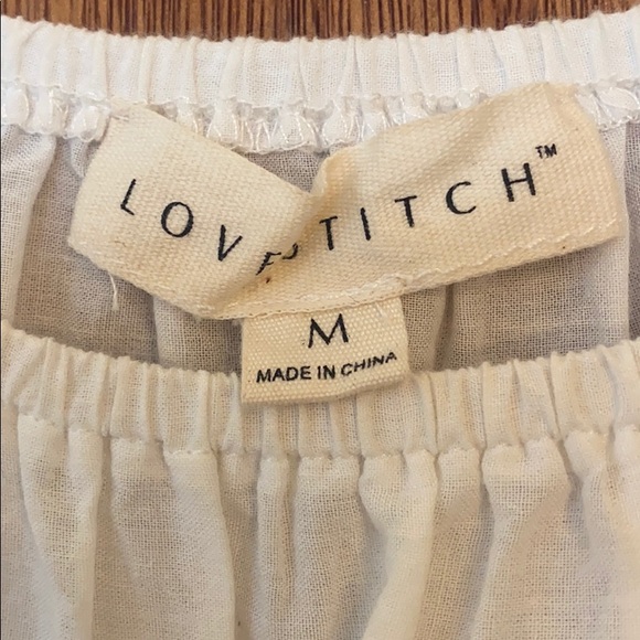 White top by love stitch - Picture 3 of 3